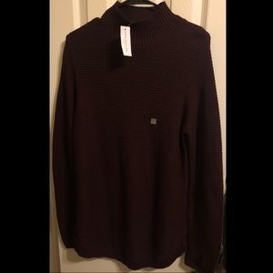 Maroon turtleneck sweater